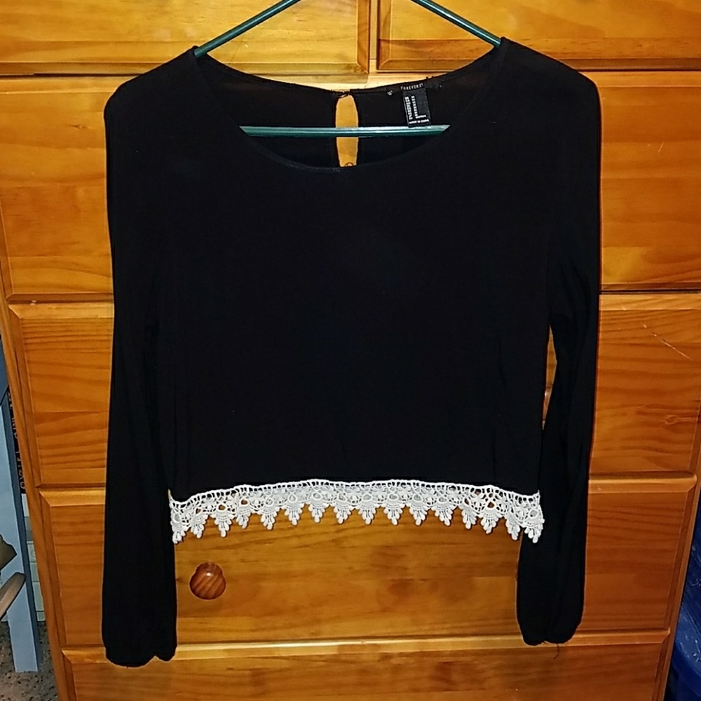 Forever 21 cropped shirt